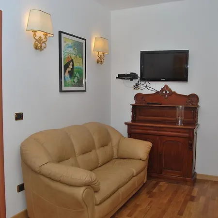 Arzuni Bed & Breakfast